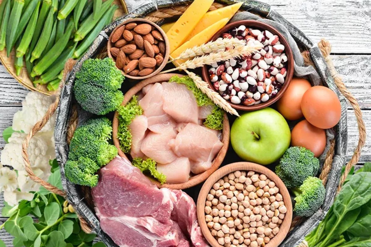 গোটা কেরিয়ারে সানিয়া তাঁর ডায়েটে নিয়মিত কার্বোহাইড্রেট রাখতেন, এখন সেখানে প্রোটিনই তাঁর প্রধান ভরসা। অবসরের পর শরীরের পরিশ্রম কমে গেছে বলেই প্রোটিন-সমৃদ্ধ খাবার তাঁকে বেশি উপকার দেয়।